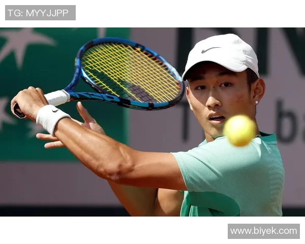 武汉网球队与上海网球队赛后分析力量对比与战术探讨 武汉网球队与上海网球队赛后分析力量对比与战术探讨