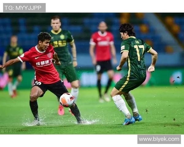 成都羽毛球队速度之争引发热议球迷与专家的观点碰撞解析 成都羽毛球队速度之争引发热议球迷与专家的观点碰撞解析