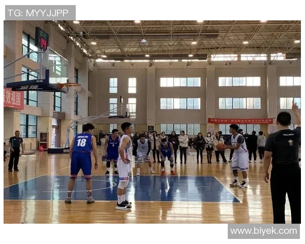 杭州篮球队在联赛中的比赛经验与表现分析与总结